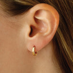 Load image into Gallery viewer, 14K Yellow Gold Huggie Hoop Earring
