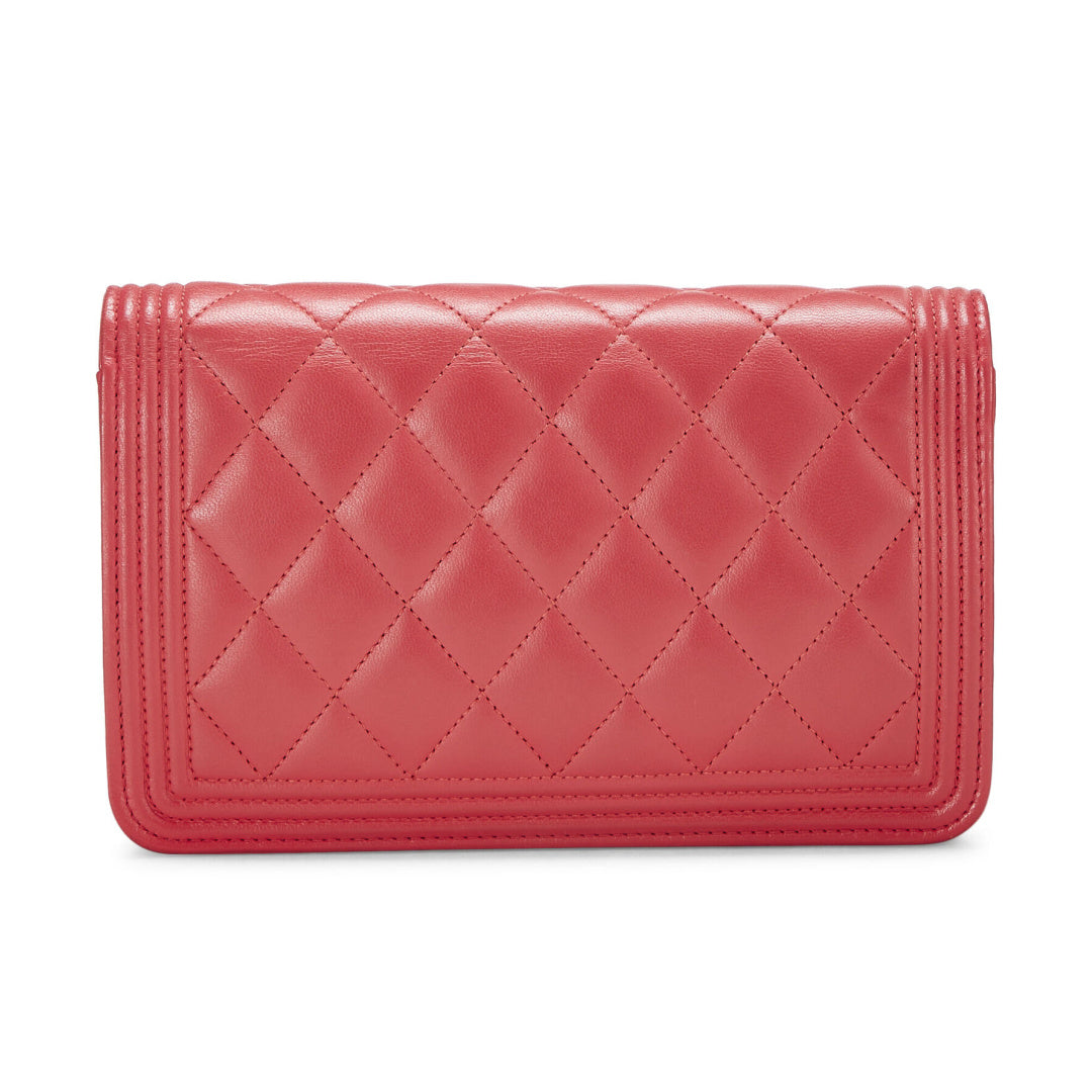 Pre-Owned CHANEL Lambskin Quilted Boy Wallet On Chain
