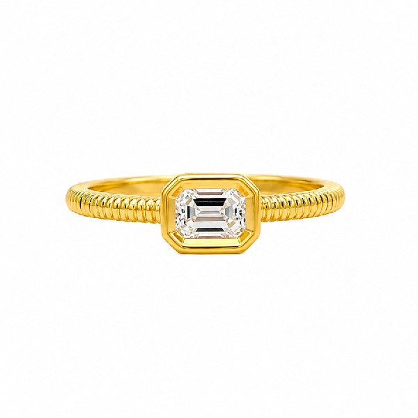 14K Yellow Gold Bezel Emerald Diamond Ring