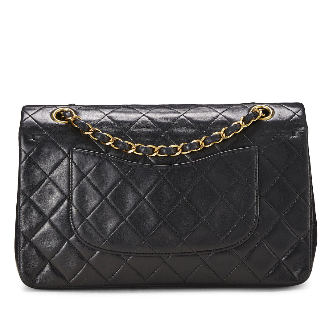 Pre-Owned CHANEL Quilted Lambskin Flap Bag