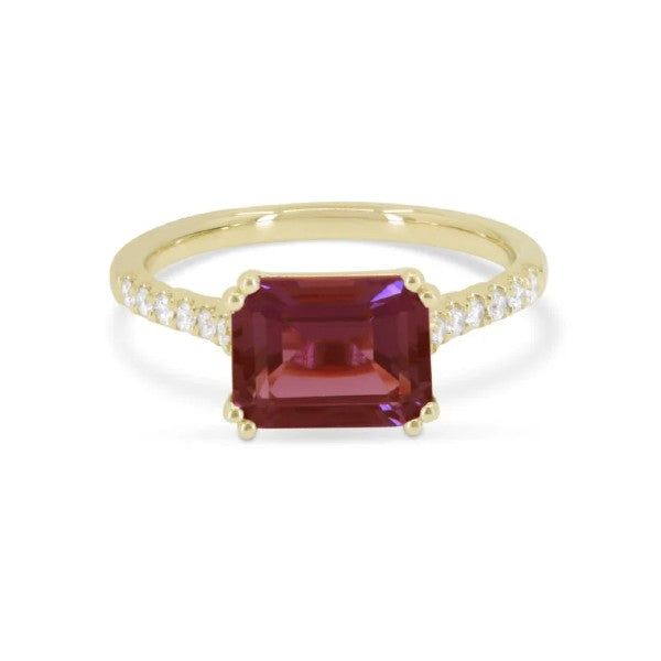 14K Yellow Gold Garnet and Diamond Ring