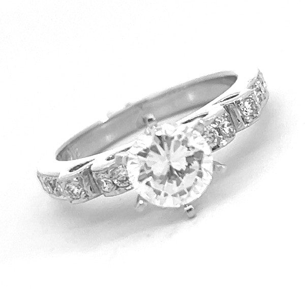 18K White Gold Ribbon Diamond Engagement Ring