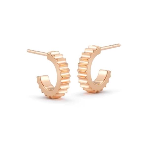 Clive Fluted Huggie Earring