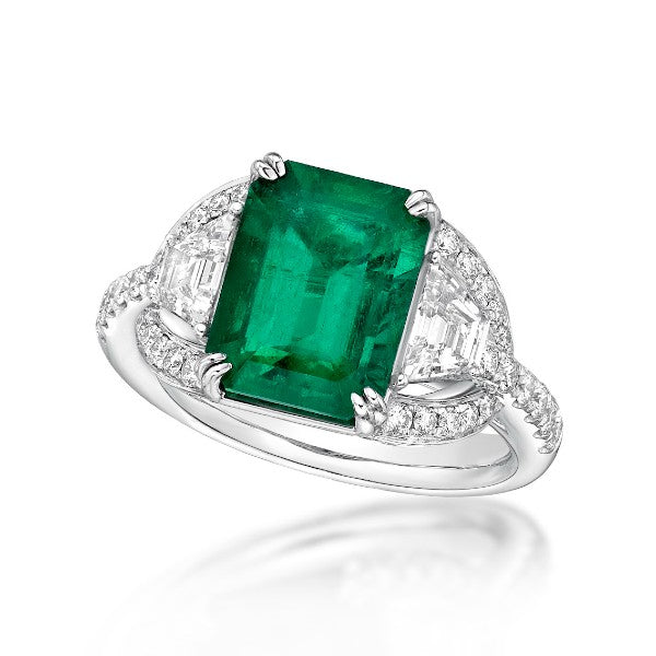 18K White Gold Emerald & Diamond Ring