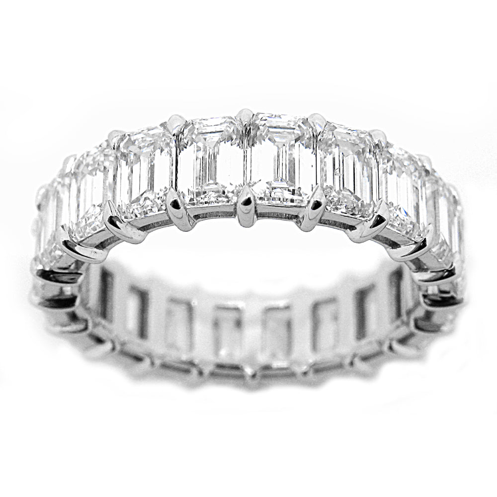 18K White Gold Emerald Diamond Eternity Wedding or Anniversary Band